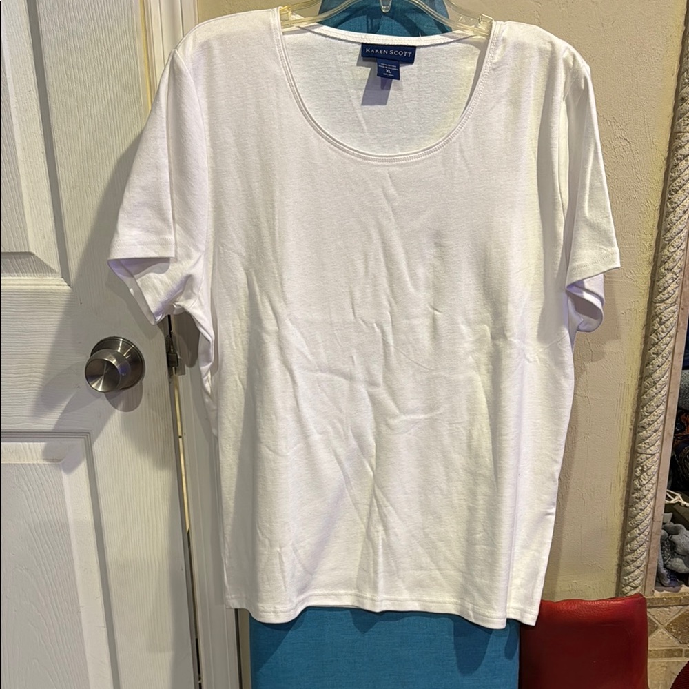 Karen Scott White Relaxed Short Sleeve Tee